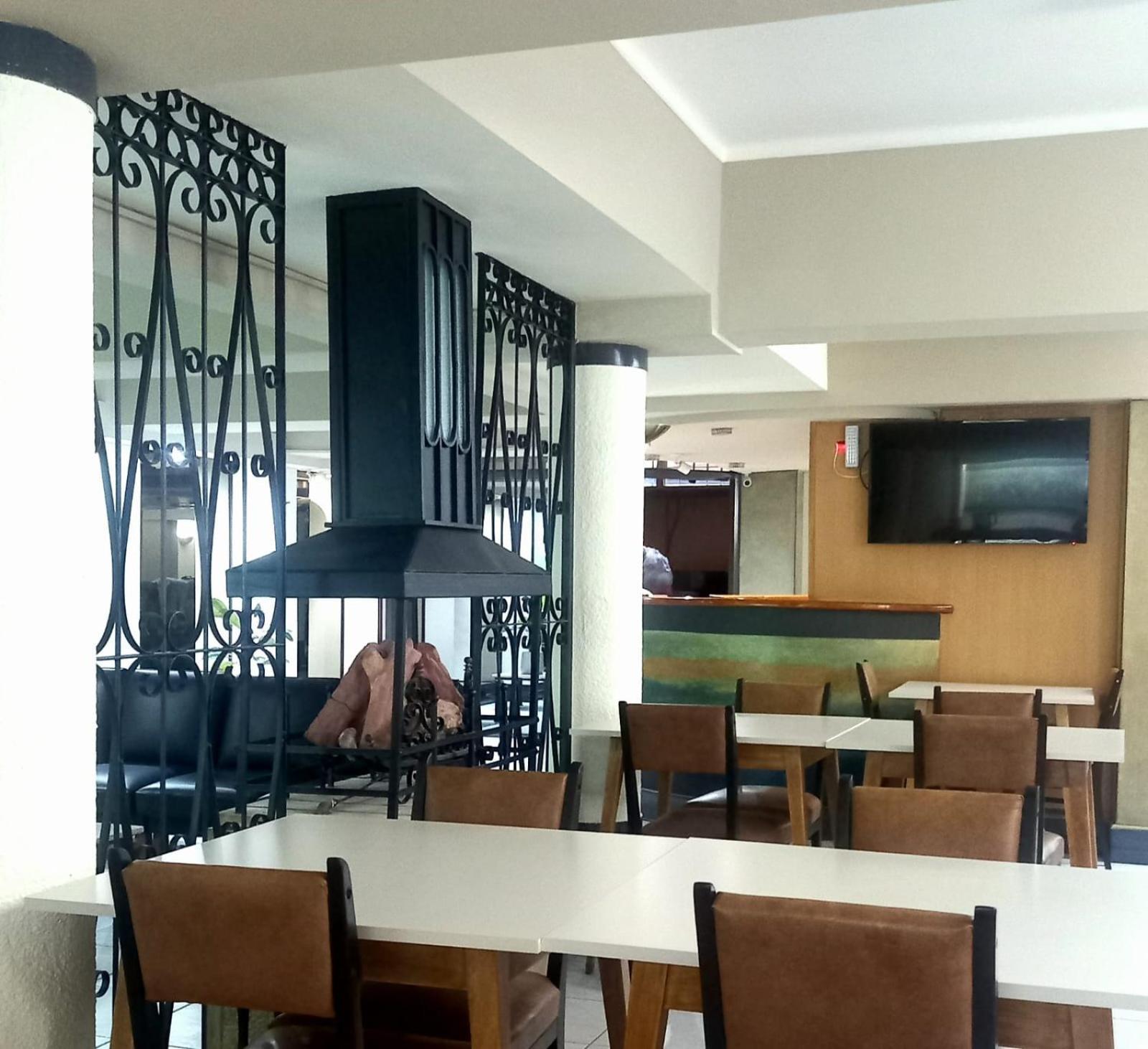 Hotel Milena เมนโดซา ภายนอก รูปภาพ