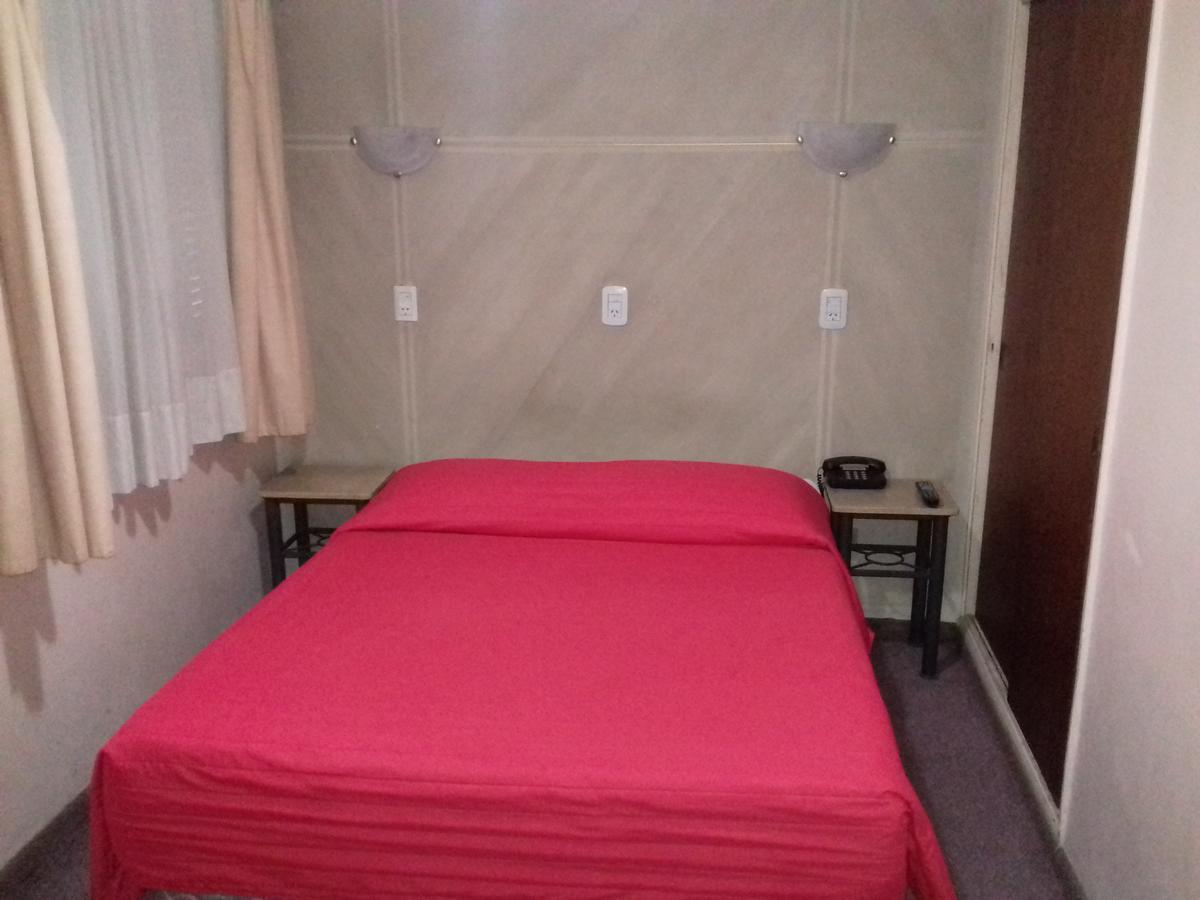 Hotel Milena เมนโดซา ภายนอก รูปภาพ